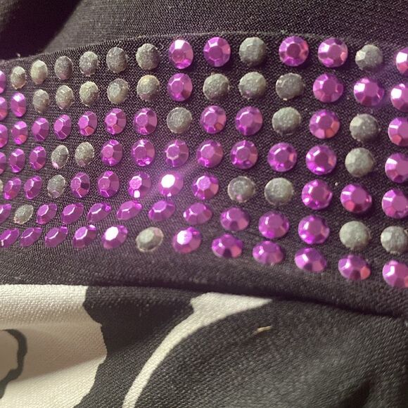 Black and White Tub Top - Picture 3 of 4